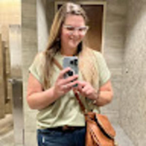 Meet your Posher, Ashley